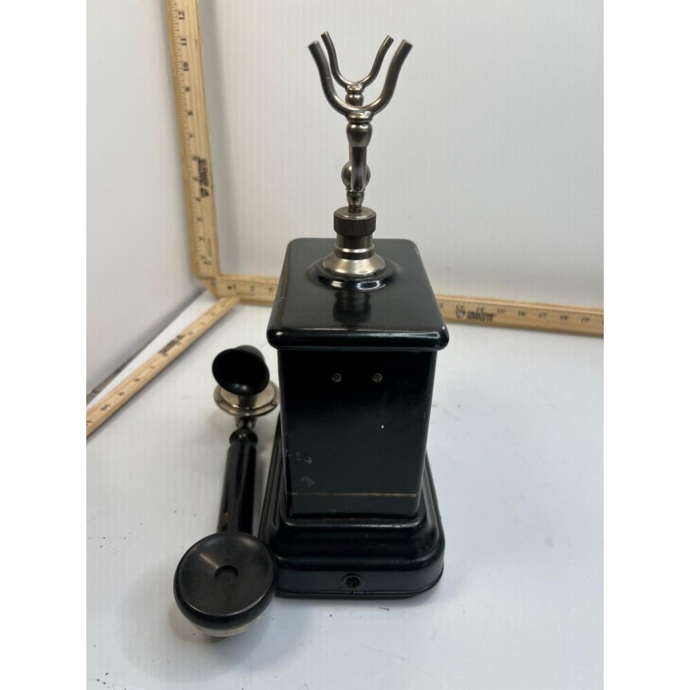 Vintage Ericsson Crank Wall Telephone Antique Black Metal Magneto Phone Decor - Picture 2 of 5